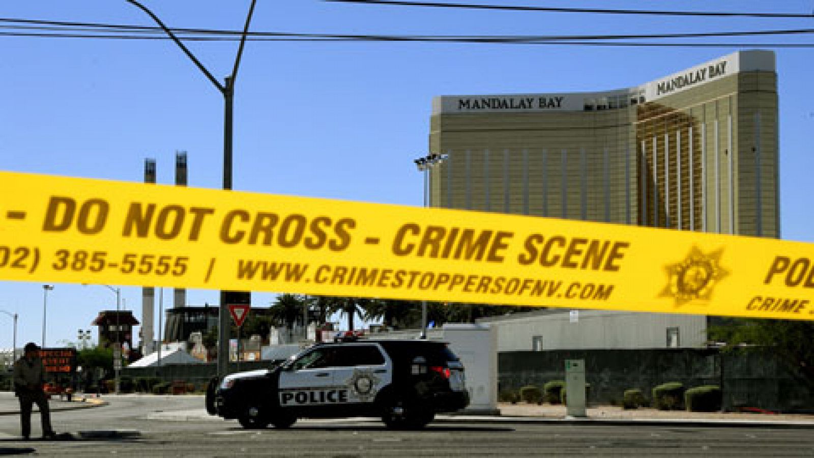 Telediario 1: La policía investiga los motivos que llevaron a Stephen Paddock a disparar contra la mutlitud en Las Vegas | RTVE Play