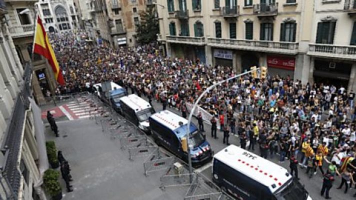 Telediario 1 - Telediario - 15 horas - 03/10/17