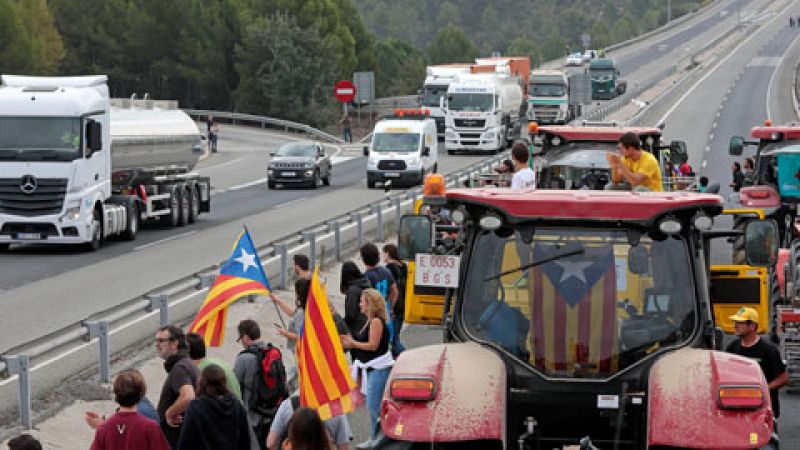 Referendum en Catalua : Cortes en carreteras y dificultades en los transportes en la huelga general del 3-O en Catalua