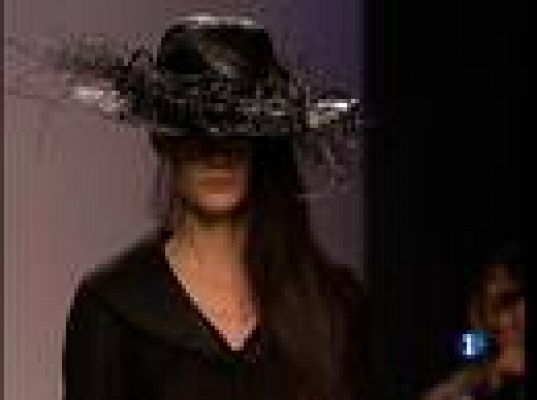 Telediario 1 - Nuevos diseñadores en Cibeles