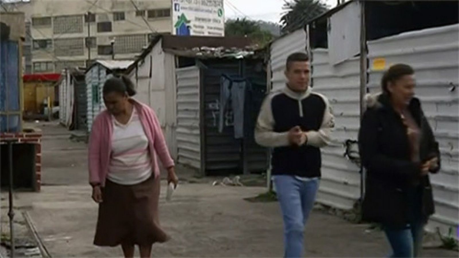 Telediario 1: Familias afectadas por el terremoto de 1985 en México siguen esperando una vivienda   | RTVE Play