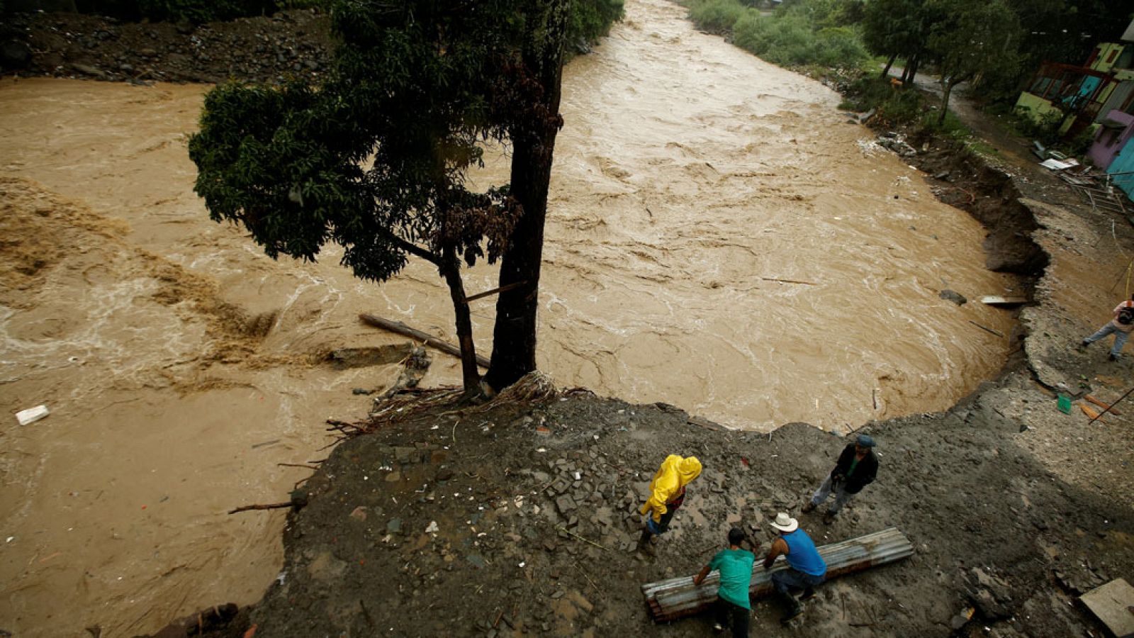 La tormenta Nate causa 23 muertos en Nicaragua y Costa Rica y amenaza con conertirse en huracán