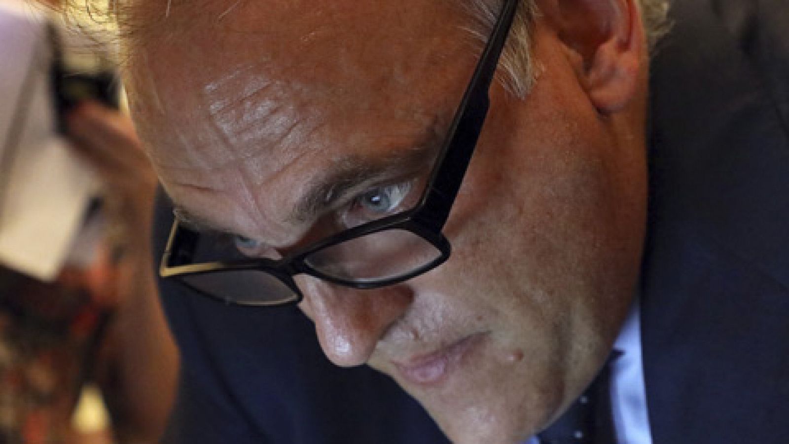 El presidente de la Liga, Javier Tebas, ha asegurado que si Piqué juega en la selección es "porque siente los colores" y que un independentista no tendría hueco en la Roja.