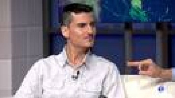 Hora punta - Carlos tocó el saxofón mientras le extirpaban un tumor