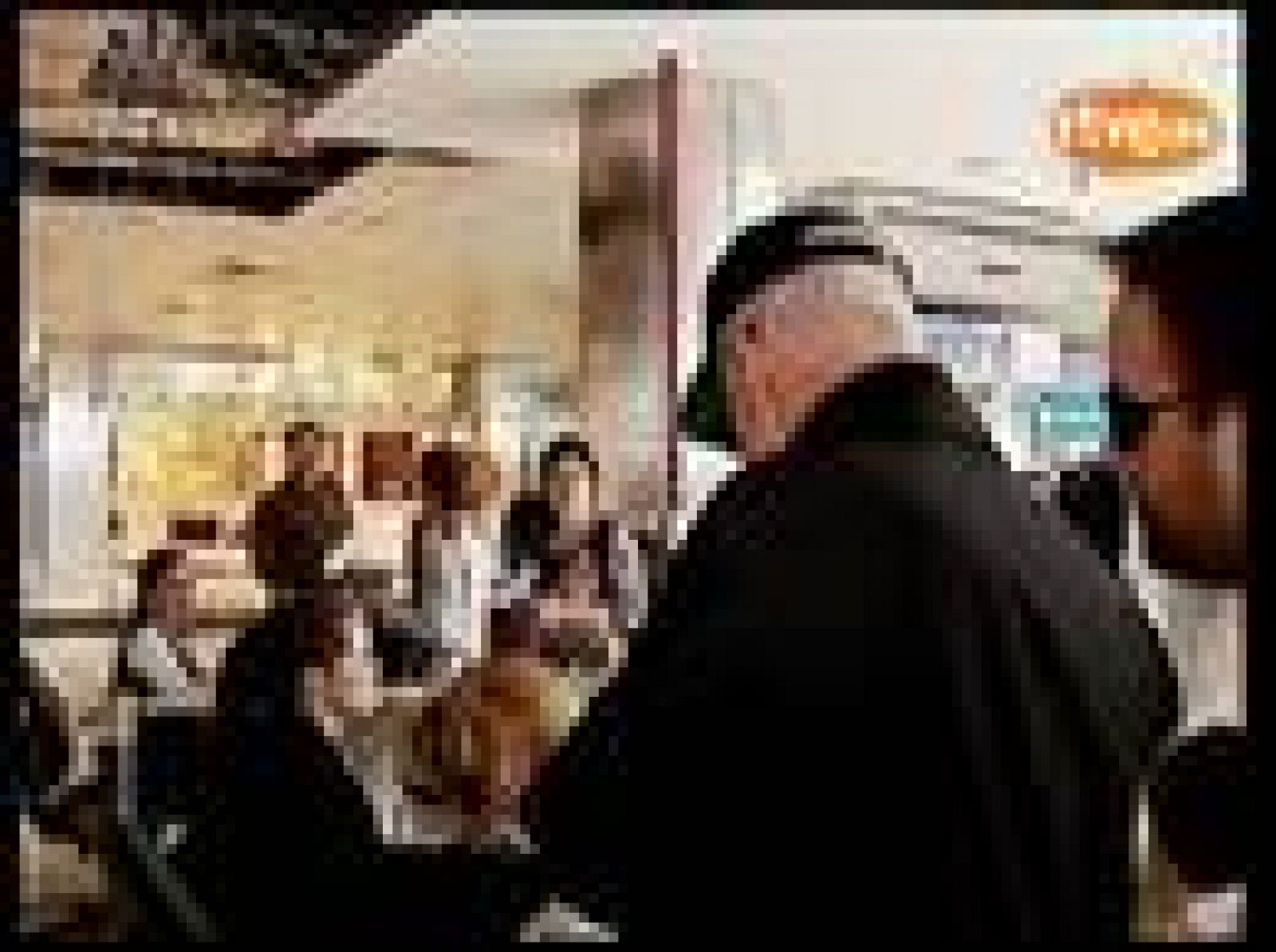 El obispo británico ultraconservador Richard Williamson abandona Argentina | Ver