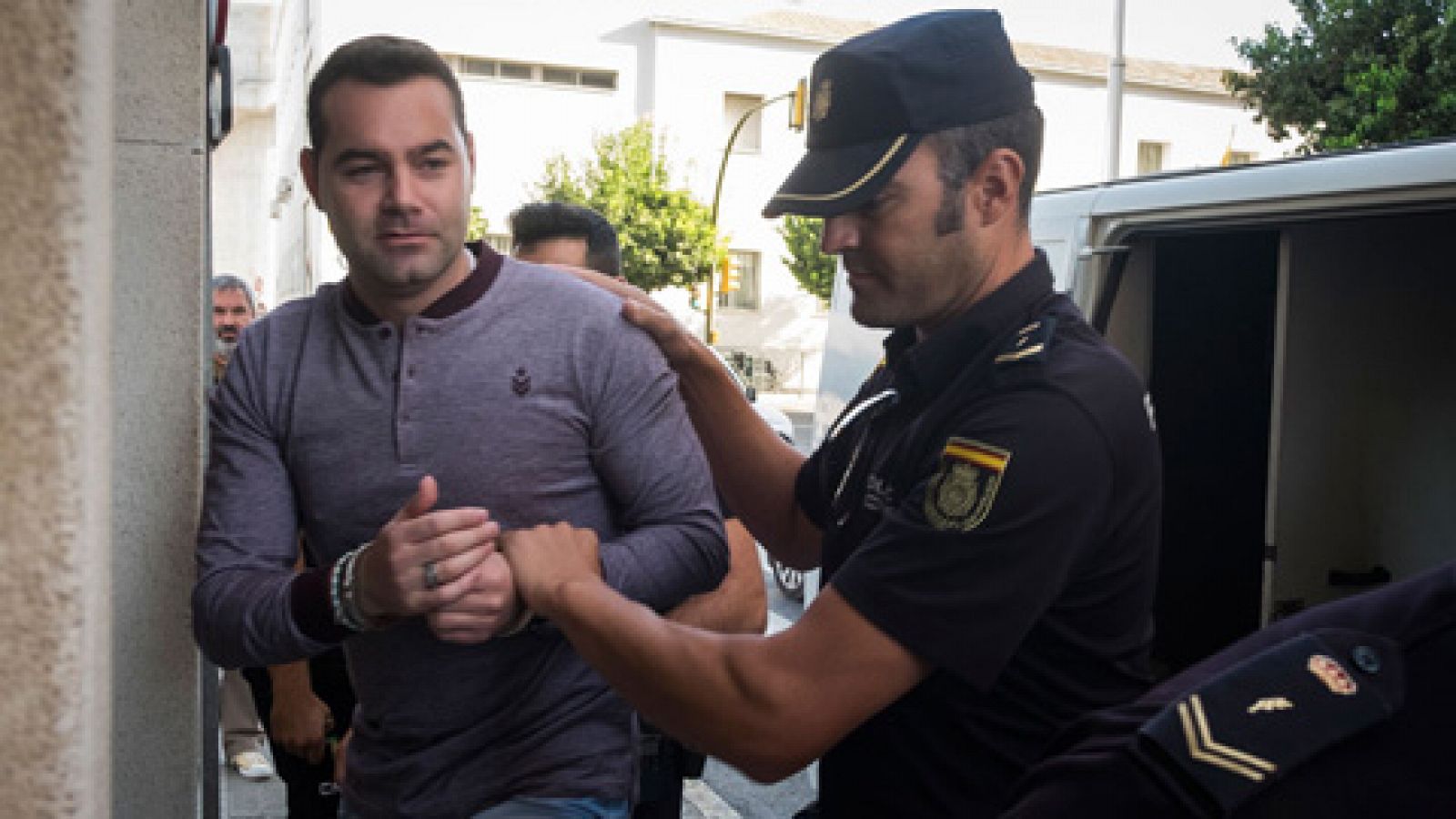 Telediario 1: Declaran no culpable al acusado del doble crimen de Almonte  | RTVE Play