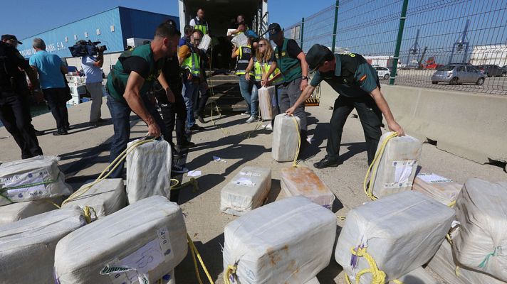 Informativo 24h - Intervienen en alta mar 3.800 kilos de cocaína en un navío con rumbo a España