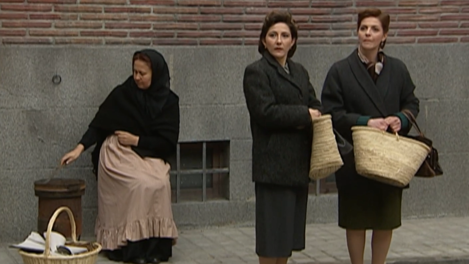 Amar en tiempos revueltos - T2 - Episodio 128 - Ver ahora