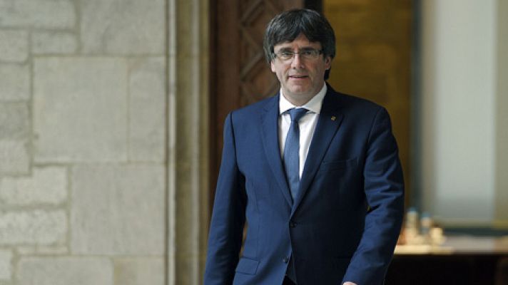 Telediario 1 - Puigdemont dice que aplicará la ley que prevé la declaración de independencia