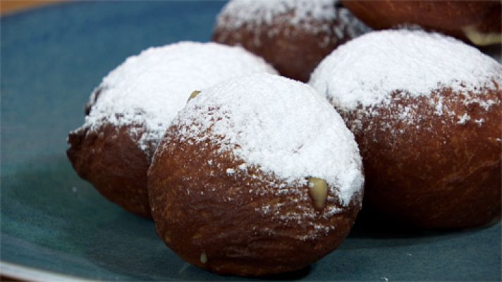 Buñuelos de crema con horchata