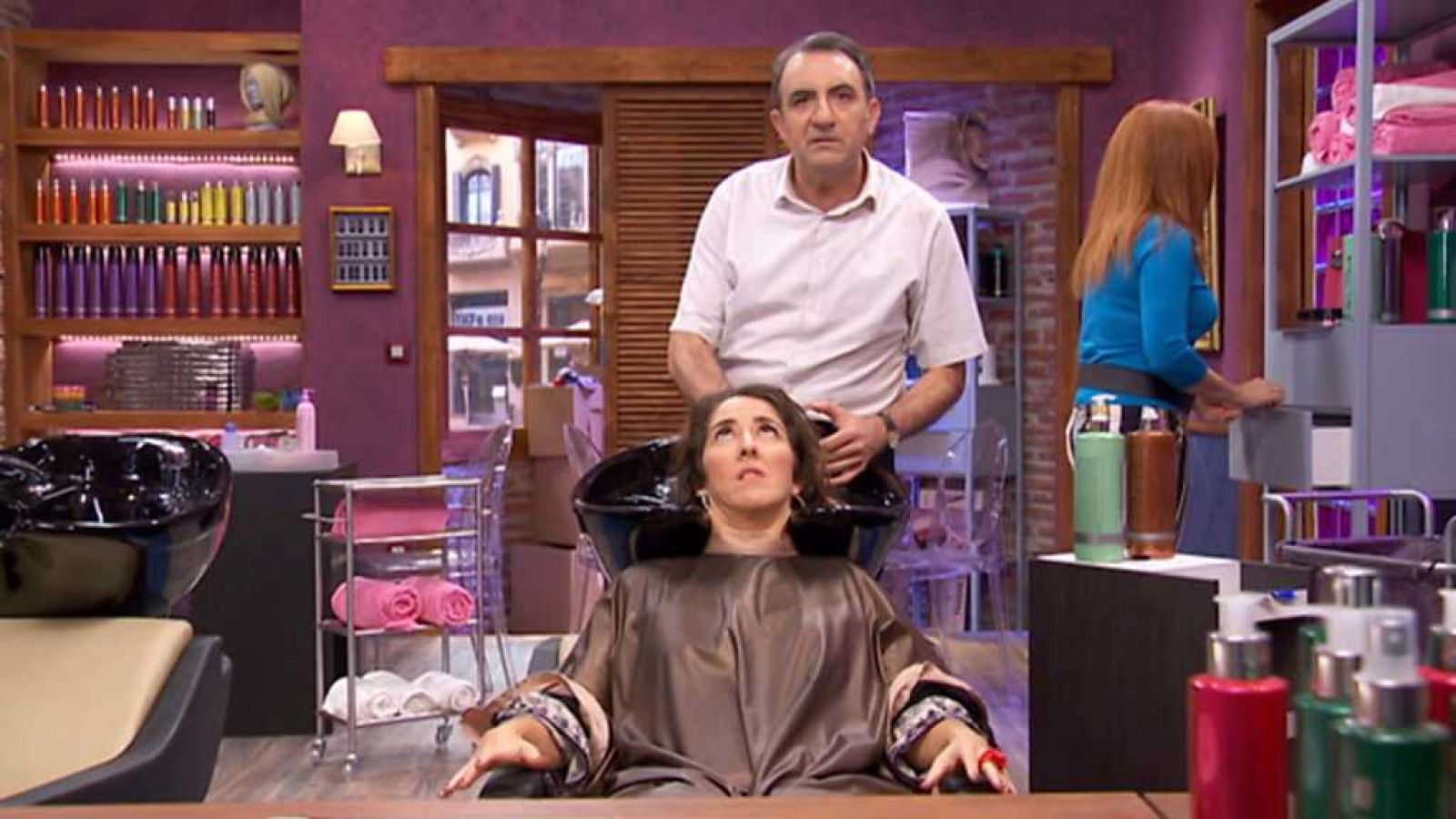 La Peluquería - Paloma, la jefa - ver ahora