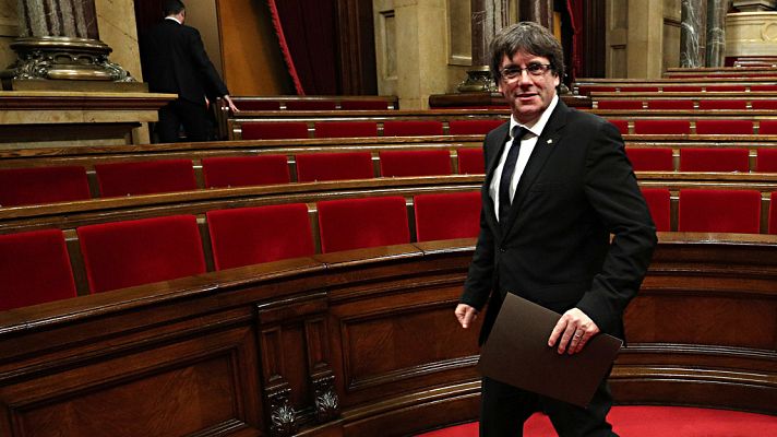 Telediario 1 - La declaración de Puigdemont se ha retrasado una hora