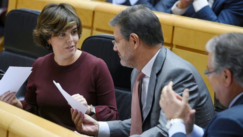 El Gobierno considera "inadmisible" la declaración de independencia suspendida de Puigdemont