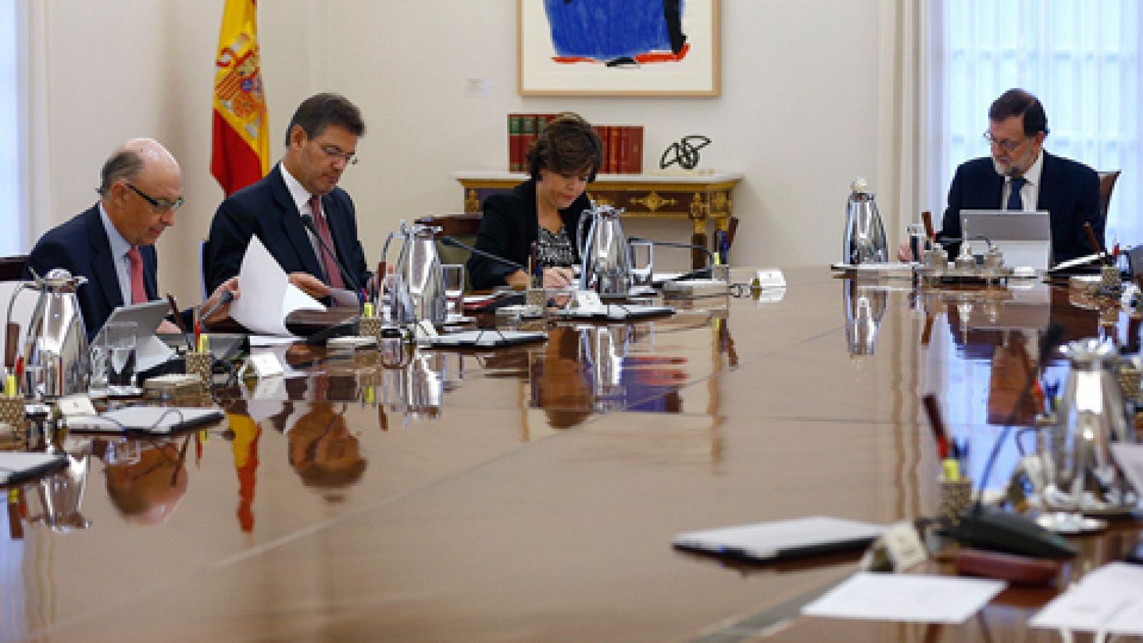 Rajoy requiere a Puigdemont que clarifique si ha declarado la independencia antes de aplicar el 155