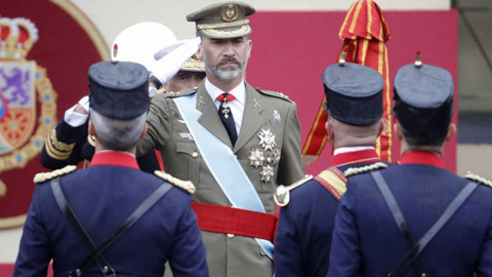 Día de la Fiesta Nacional - Los reyes presidirán el desfile del 12 de octubre bajo el lema "orgullosos de ser españoles"