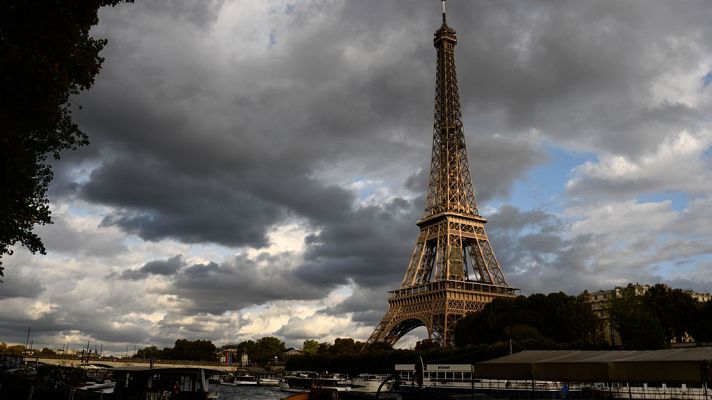 Paris se da trece años, hasta 2030, para sacar los coches