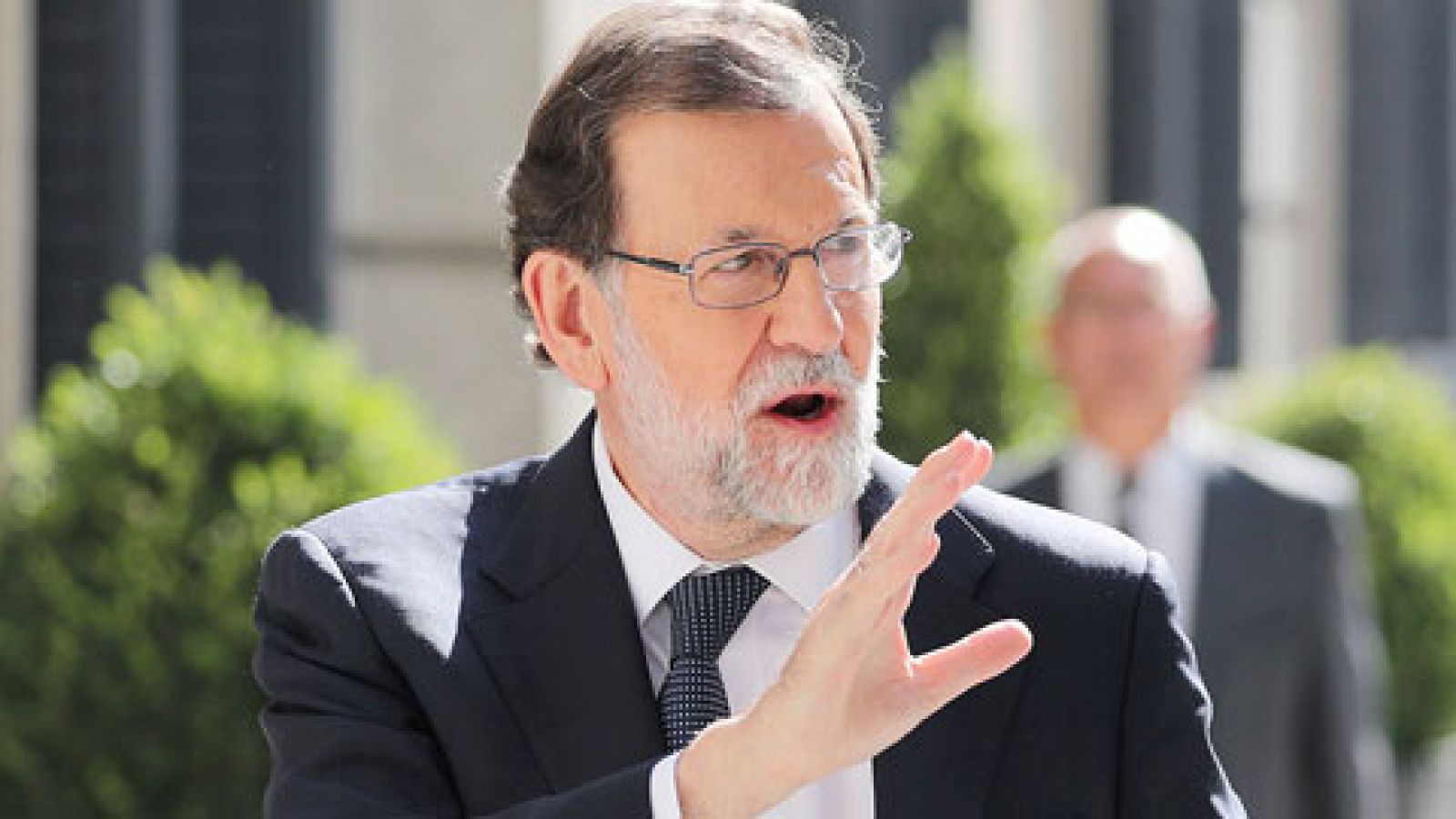 Telediario 1: El Gobierno cree que si Puigdemont declara que no proclamó la independencia se volvería a la legalidad | RTVE Play