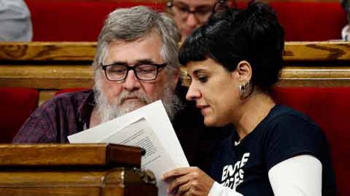 Telediario 1 - Continúan las presiones independentistas sobre Carles Puigdemont