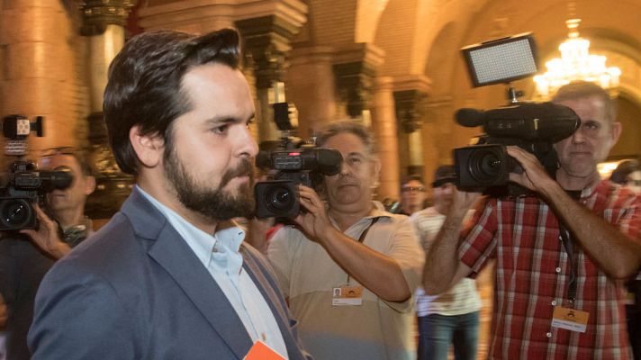 Telediario 1 - Declaraciones partidos políticos sobre Puigdemont