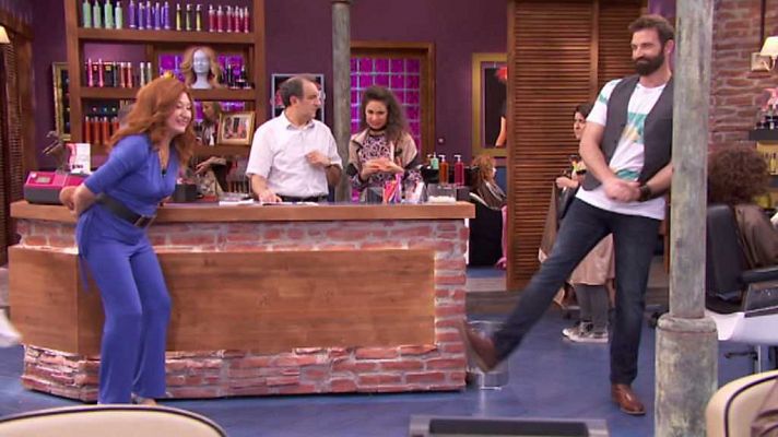 La peluquería - Nati escultora