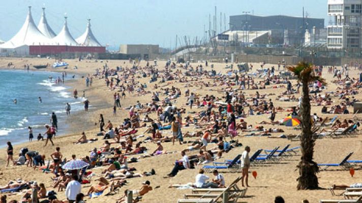 Telediario 1 - Cae un 15% la actividad turística en Cataluña desde el 1 de octubre