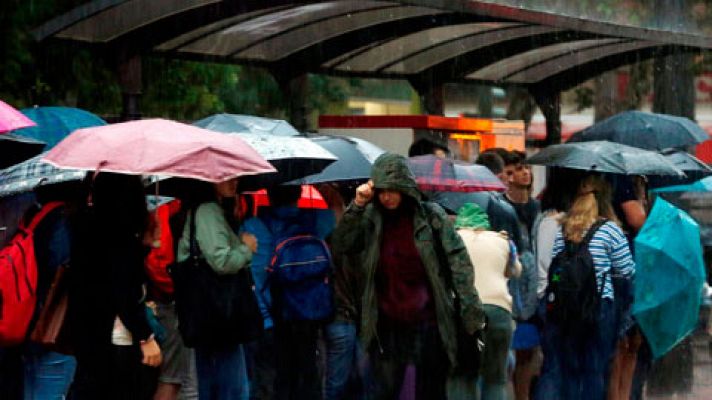 Cielo nuboso y precipitaciones, menos en el centro de la península