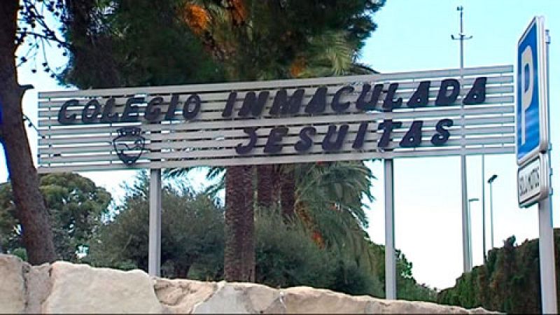 Nueve menores detenidos en Alicante por acosar a una compañera de clase de 16 años