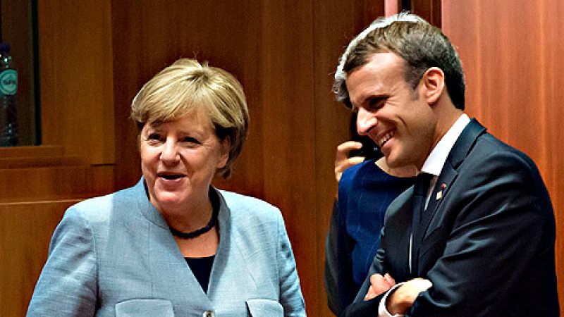 Markel y Macron apoyan a Rajoy frente al desafío soberanista en la cumbre de la UE