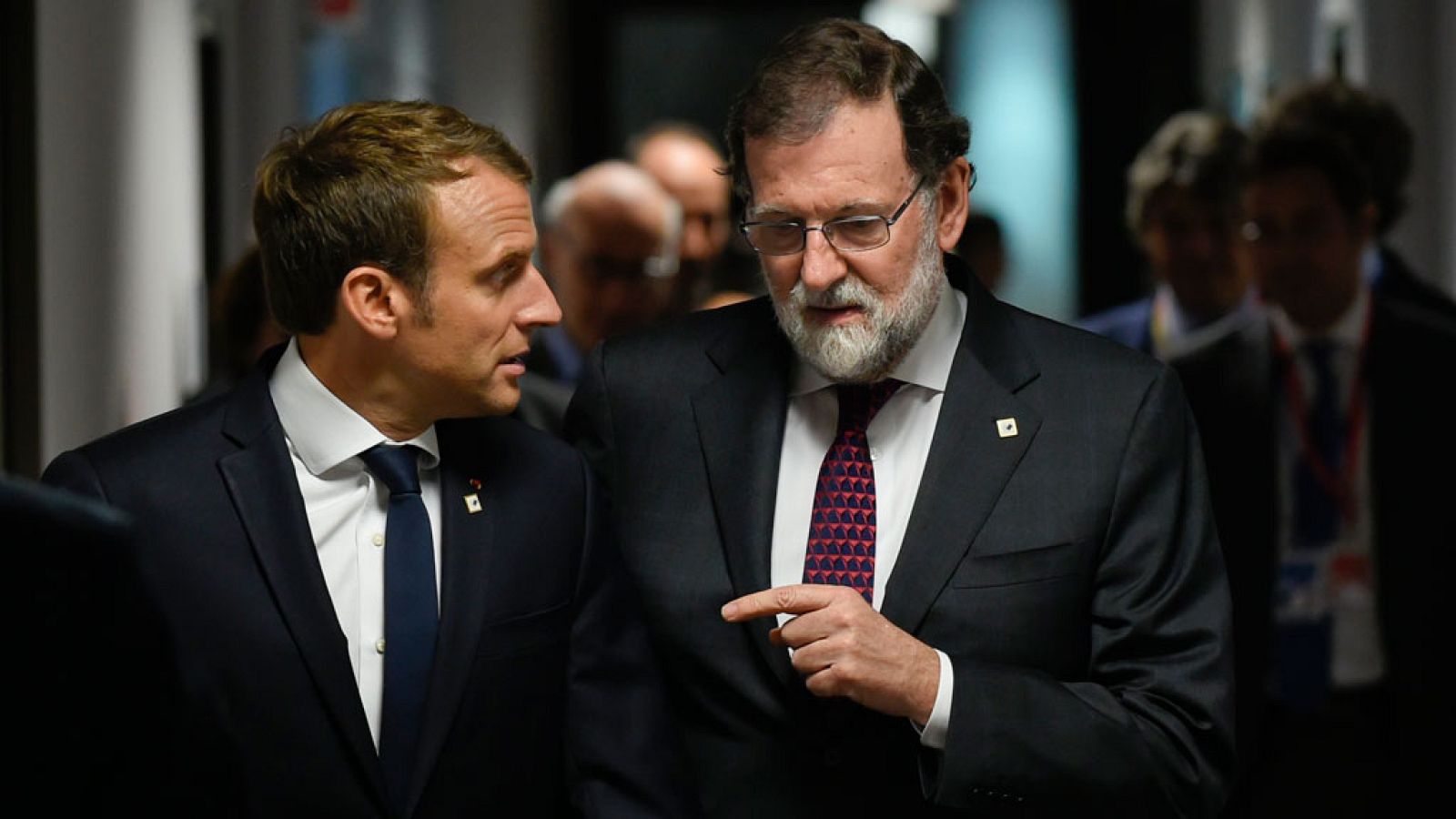 Telediario 1: Telediario Matinal en 4' 20/10/17 | RTVE Play