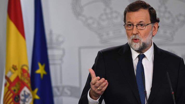  - Rajoy cesa a Puigdemont y a todo el Govern y da un plazo de seis meses para las elecciones en Cataluña