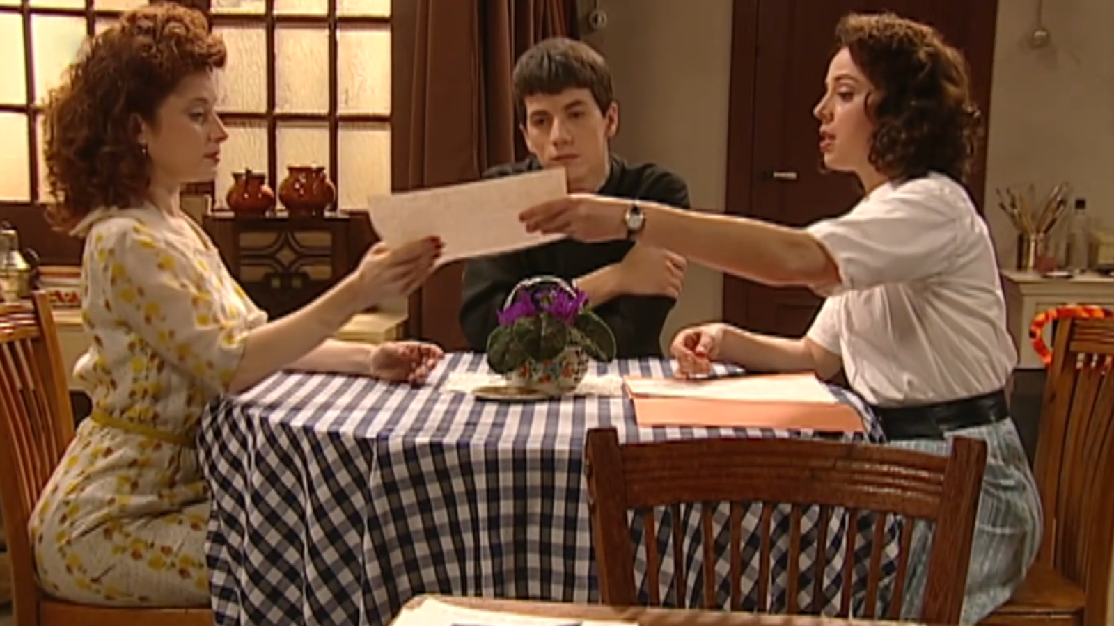 Amar en tiempos revueltos - T2 - Episodio 171 - Ver ahora