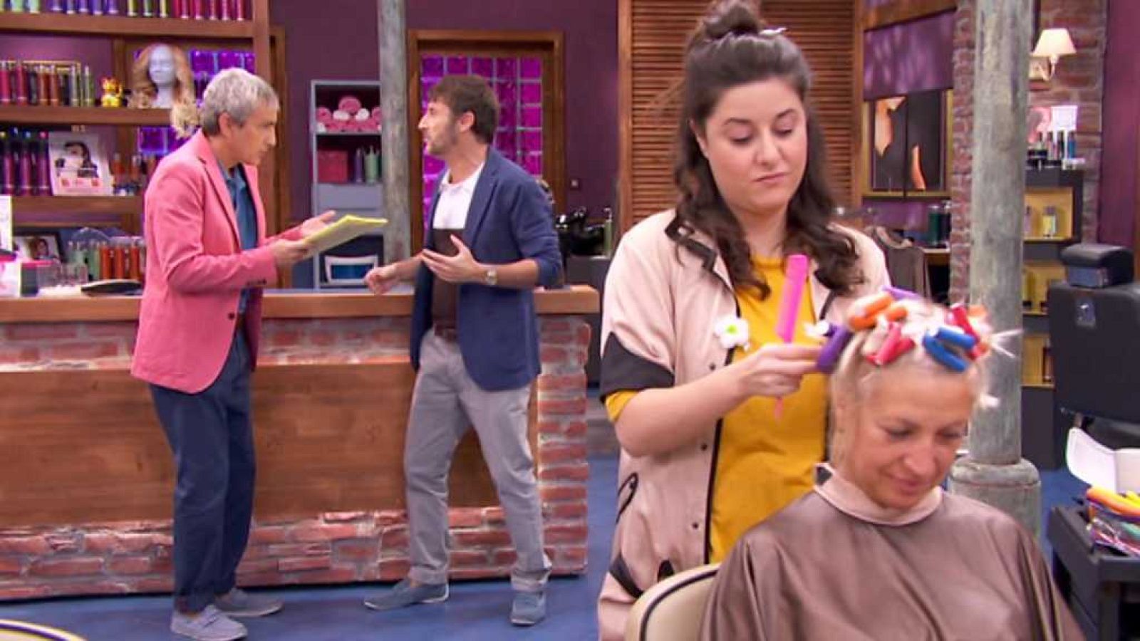 La Peluquería - La obra de Oscar - ver ahora