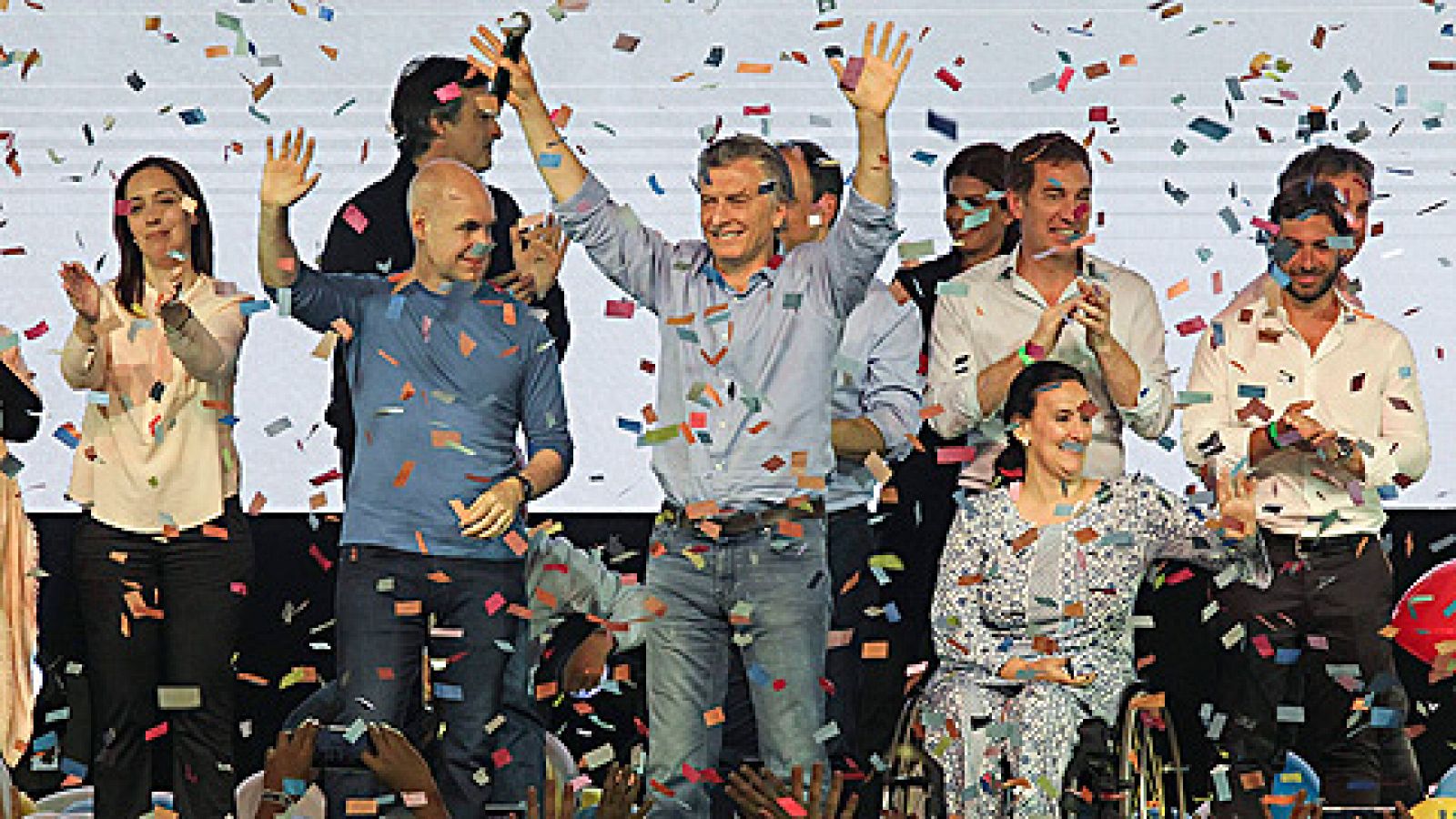 Telediario 1: La coalición del presidente argentino, Mauricio Macri, arrasa en las elecciones legislativas de Argentina | RTVE Play