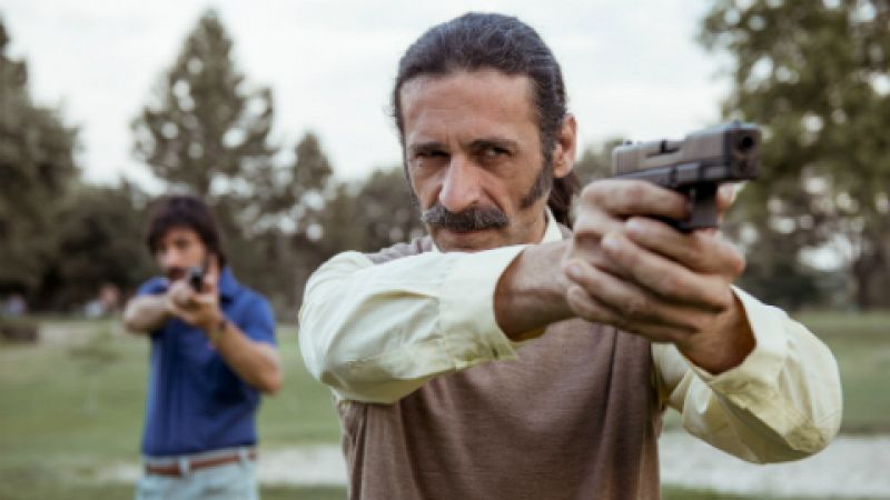 El Ministerio del Tiempo - Pacino dispara a Alonso para evitar que dispare a Surez
