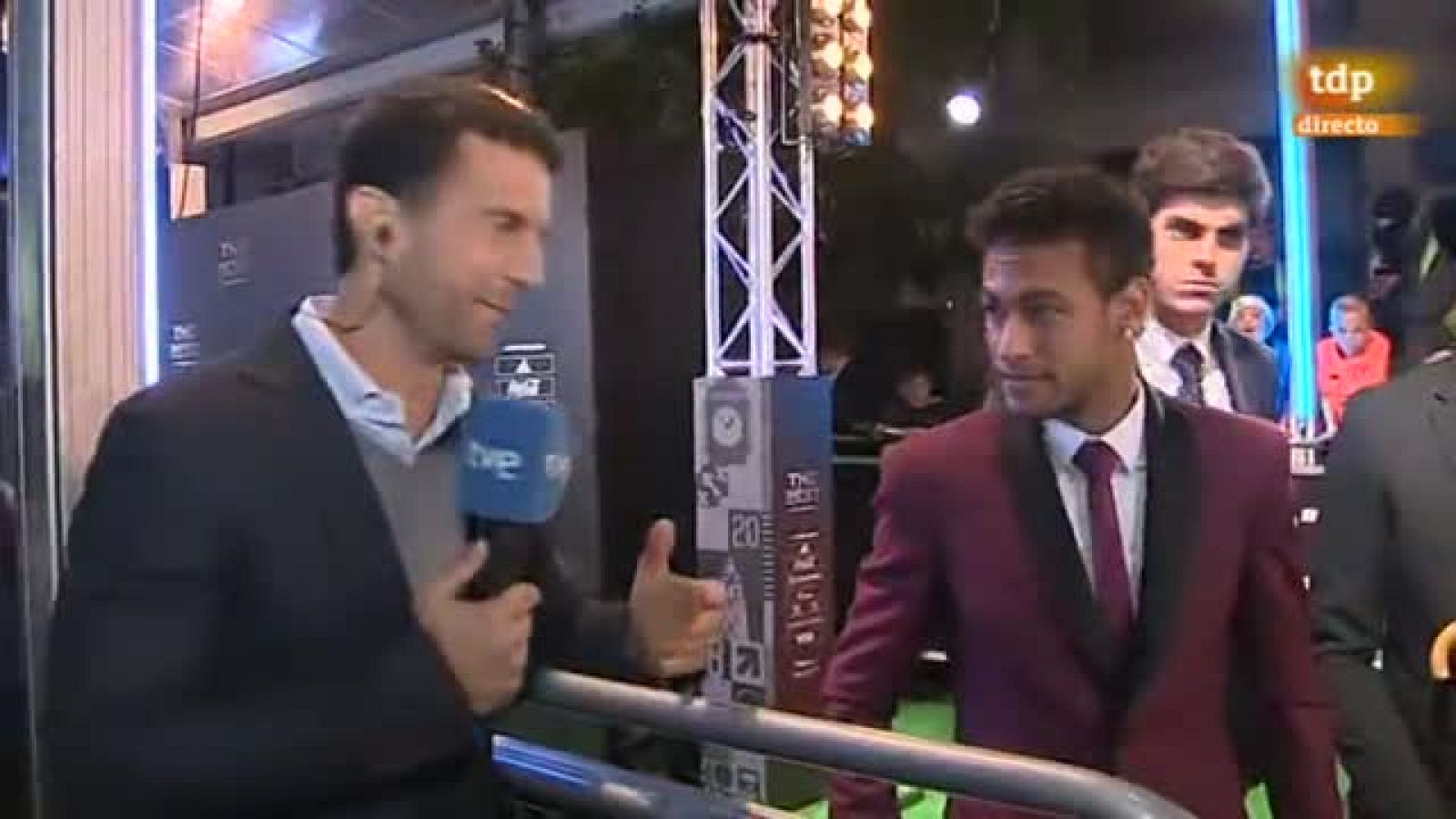 Neymar: "Estoy feliz en París" | Ver