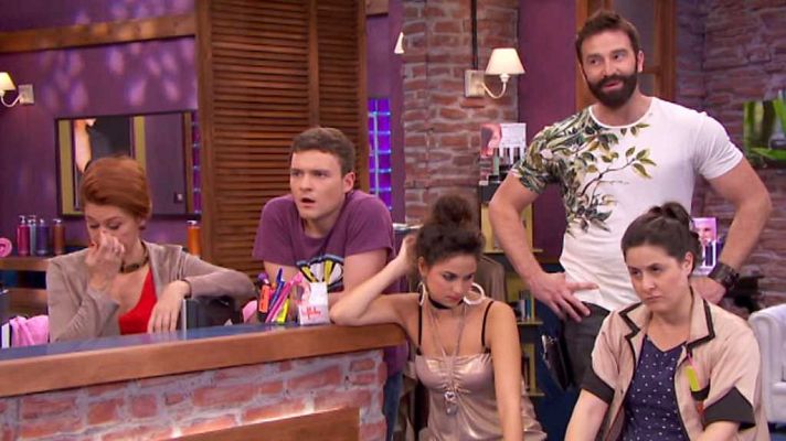 La peluquería - Pepe y la electricidad