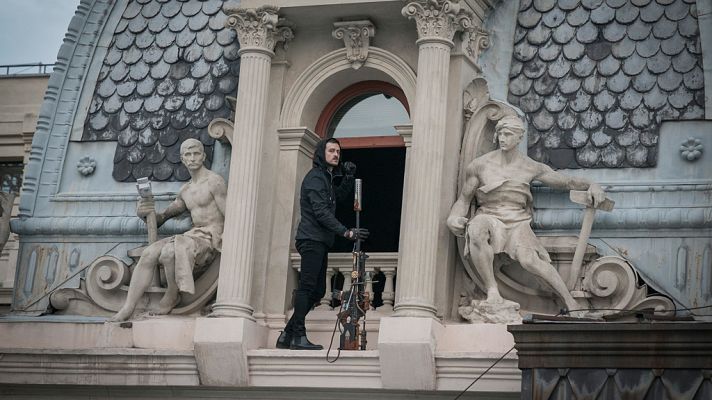 Estoy vivo - El Carnicero intenta matar a Bea