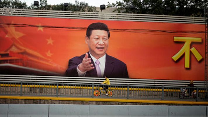Xi Jinping clausura el XIX congreso del Partido Comunista Chino notablemente reforzado
