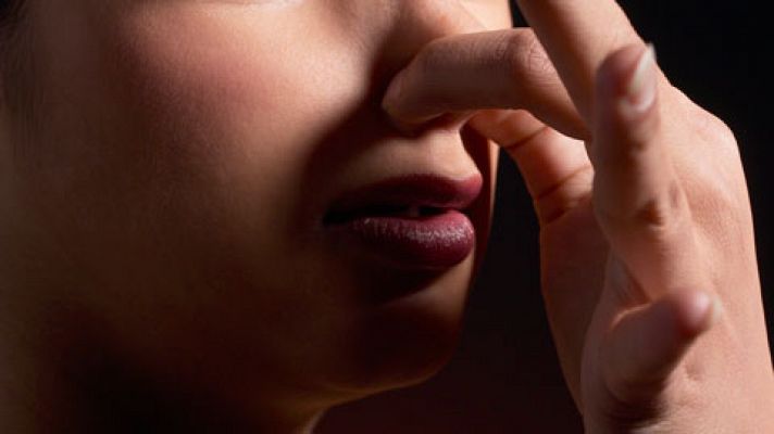 Telediario 1 - En Coria del Río, Sevilla, siguen los problemas debido a unos fuertes olores