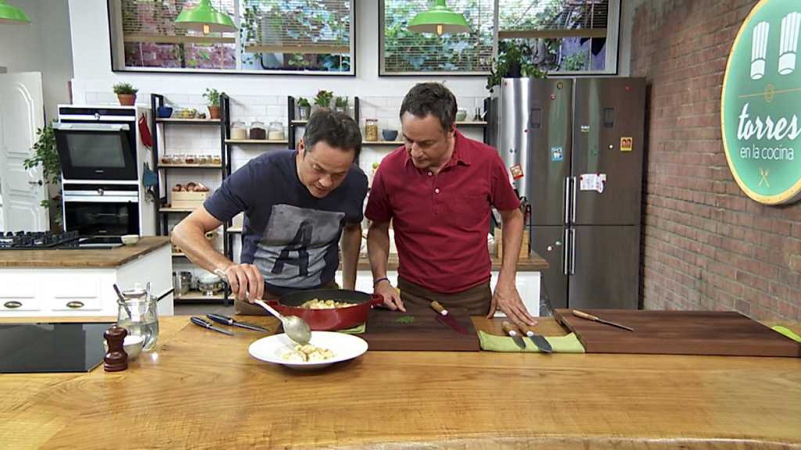 Torres en la cocina - Congrio con patatas y lionesas de boniato