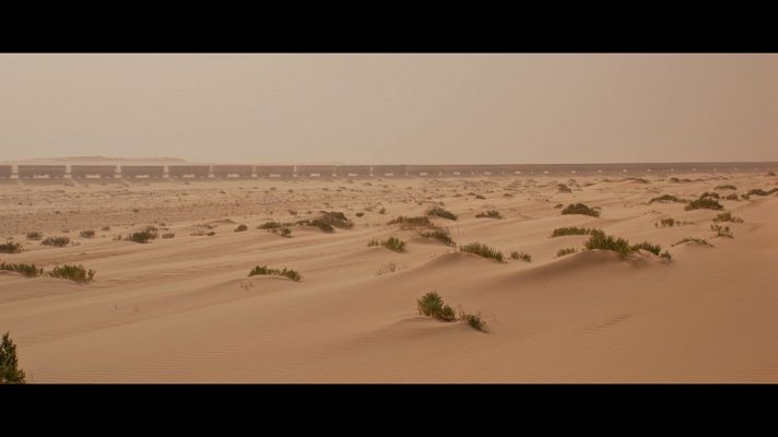  - The mauritanian railway: backbone of the Sahara