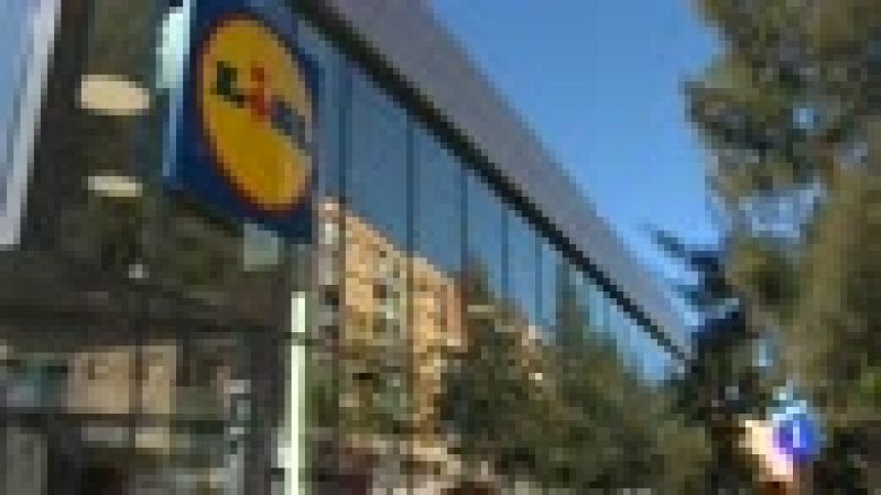 La cadena de supermercados Lidl despide a un trabajador por trabajar demasiadas horas