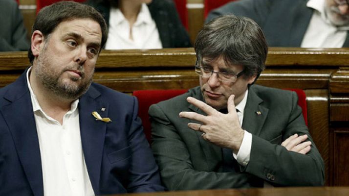 Junts pel Sí insta a dar respuesta este viernes en el Parlament a la "agresión" del 155 