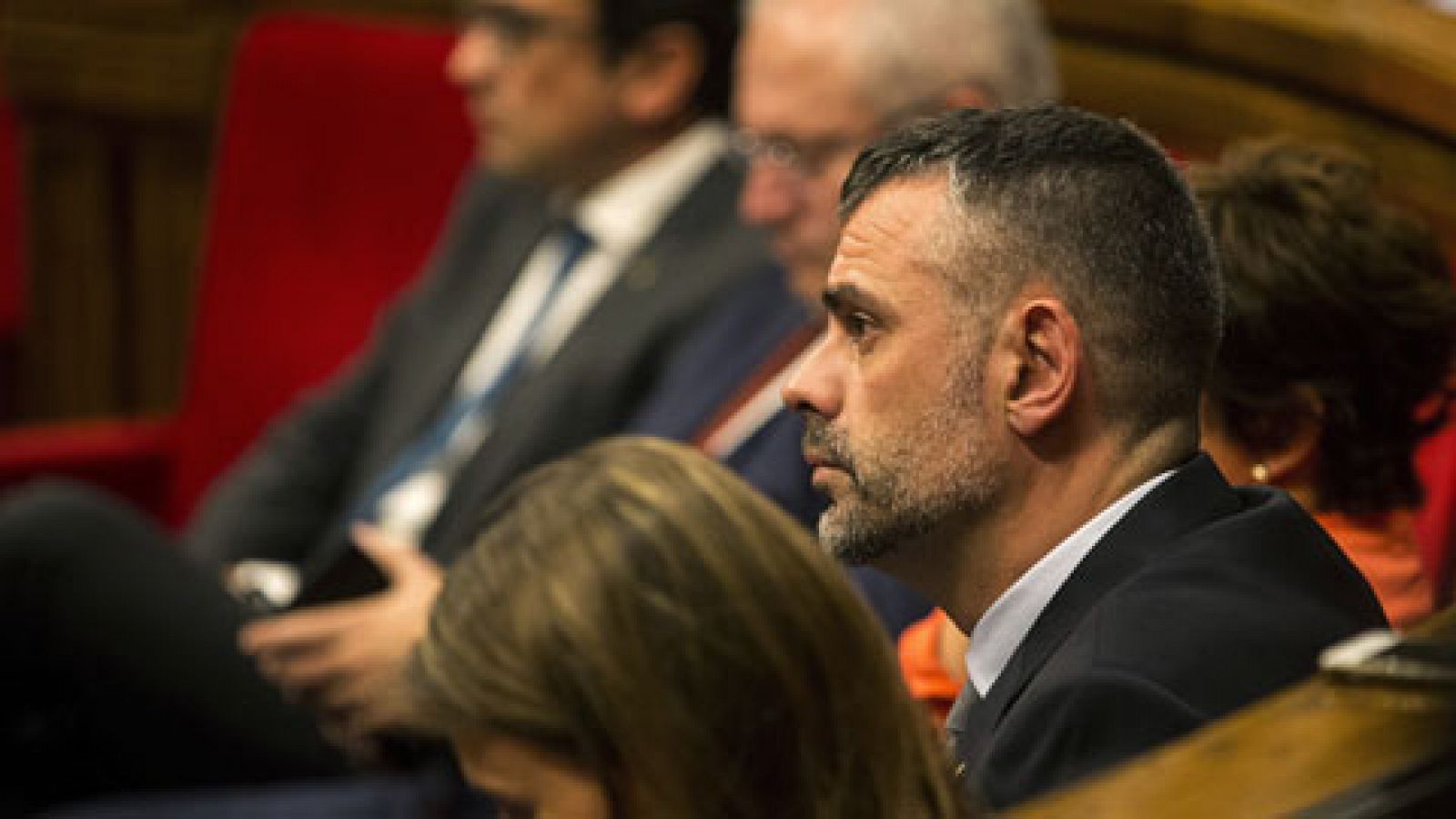 Sin programa: El conseller catalán de Empresa Santi Vila presenta su dimisión  | RTVE Play