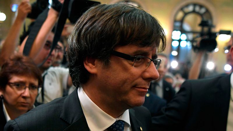 Puigdemont defiende que "una mayora legtima ha culminado un mandato validado a las urnas"