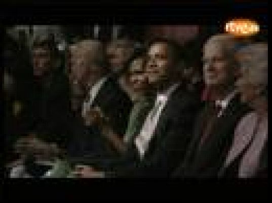  - Obama premia a Stevie Wonder