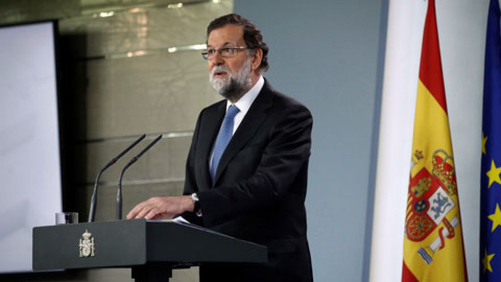 Sin programa: Comparecencia íntegra de Rajoy en la que cesa al Govern y convoca elecciones en Cataluña | RTVE Play