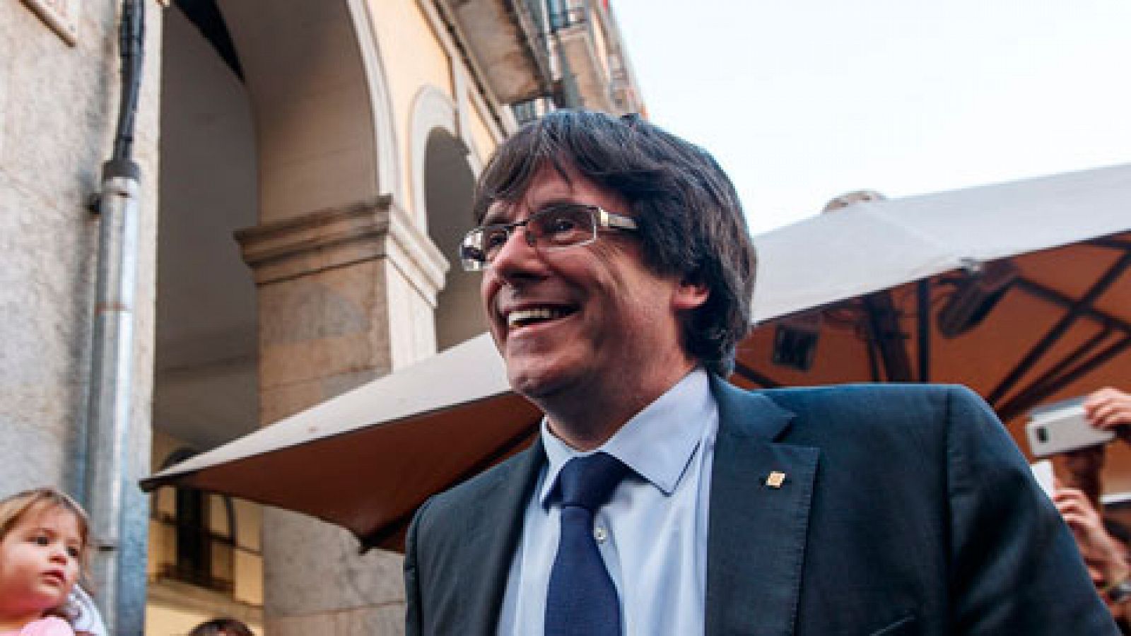 Telediario 1: Telediario 2 en 4' - 28/10/17 | RTVE Play