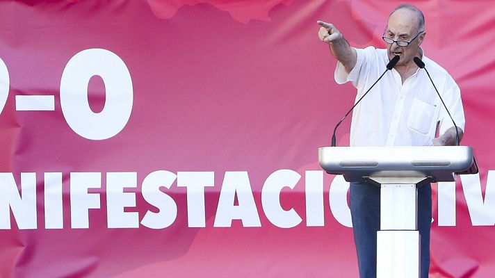 Informativo 24h - Frutos, ex secretario general del PCE, a los independentistas: "Yo soy un 'botifler' contra el racismo que estáis creando"