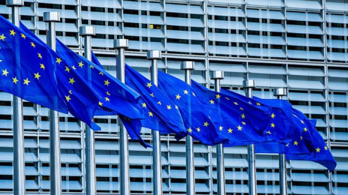 Telediario 1 - Puigdemont y cinco exconsellers viajan a Bélgica